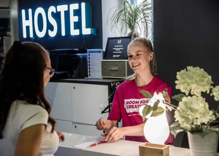 The Yard بيت شباب *